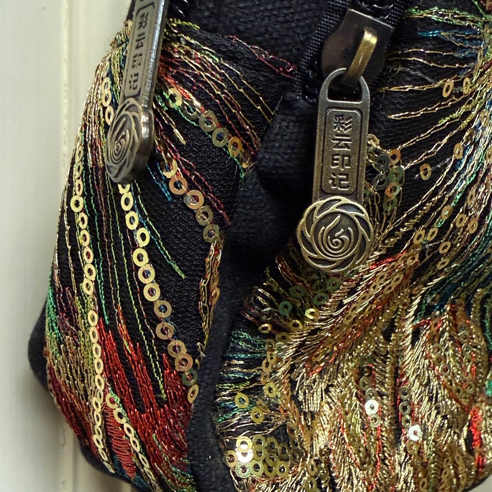 Embroidered Sequin Crossbody Bag 3 zip compartments tp handle vintage unique EUC - Picture 5 of 17